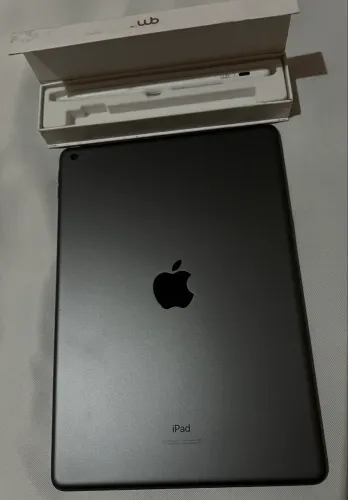 VENDO iPad 9ª Geração + Caneta WB Pencil - Excelente estado