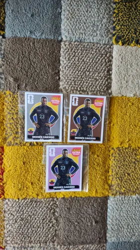 TRIO DE FIGURINHAS LEGENDS DA COPA 2026 MOISÉS CAICEDO ( PRATA/BRONZE/ROXA)