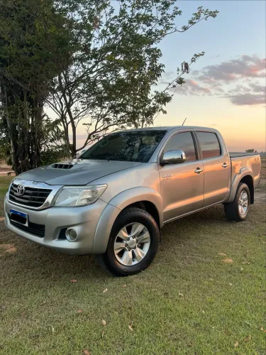 Toyota Hilux CD D4-d 4X4 3.0 TDI Dies. Mec. 2015