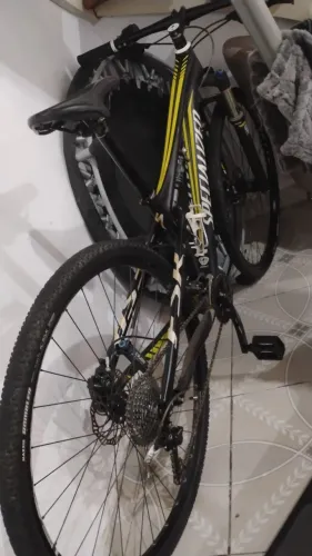Troco bike Specialized aro 29 fibra de carbono epic comp ano 13 por moto ou carro 