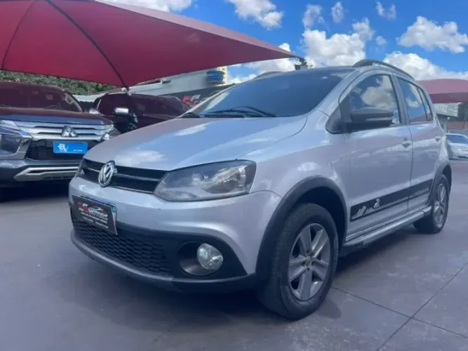 Volkswagen Crossfox 1.6 MI Total Flex 8V 5P 2012