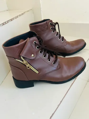 Bota Marrom feminina 36