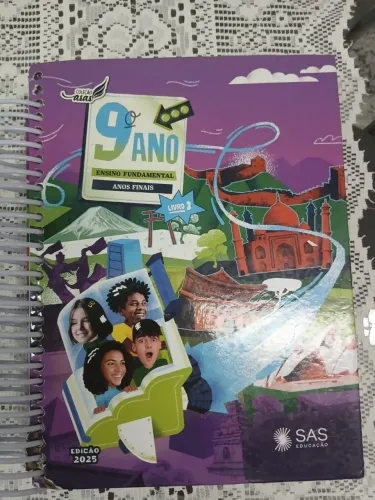 Livros SAS 9 Ano em excelente estado de conservação! 