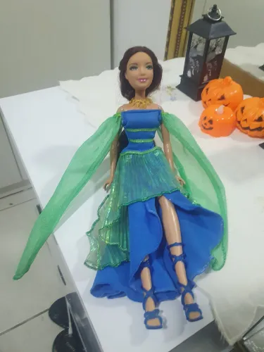 Musas Dori e Phaedra castelo de diamantes. Falta o colar da Dori e a coroa da Phaedra.