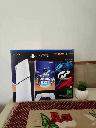 Ps5 Slim Novo! Lacrado! + 2 Jogos, Nota Fiscal + 1 ano de Garantia, Passo Cartão Até 12x