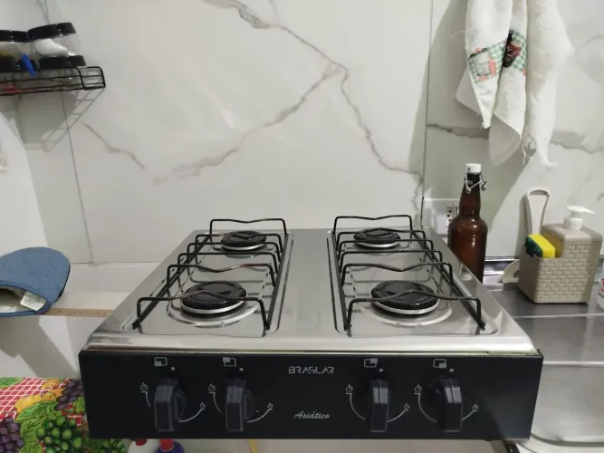 VENDE-SE FOGÃO DE MESA BRASLAR COMPLETO