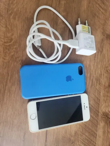 iPhone SE -64GB | Acompanha Carregador e Case