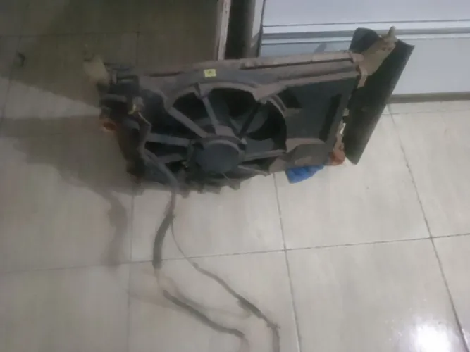Kit radiador condensador ventoinha Punto 2012