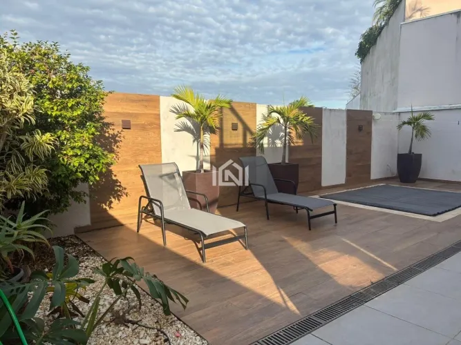 Casa à venda no condomínio Palm Hills