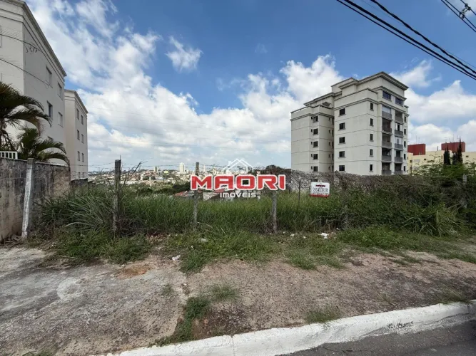 Terreno à venda no Bairro Monte Verde em Valinhos