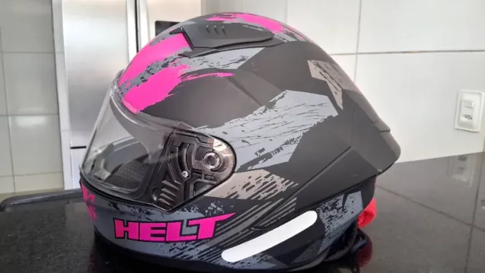 Capacete