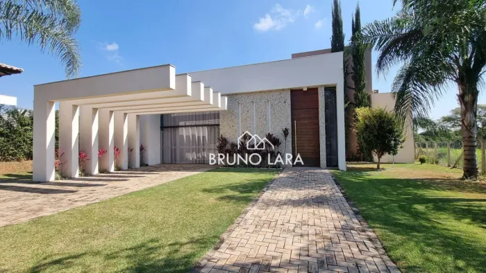 Casa mobiliada disponível para locação no Condomínio Gran Ville - Igarapé/MG.