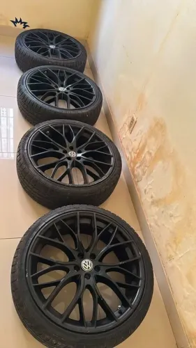 RODAS ARO 20 COM PNEUS NOVOS