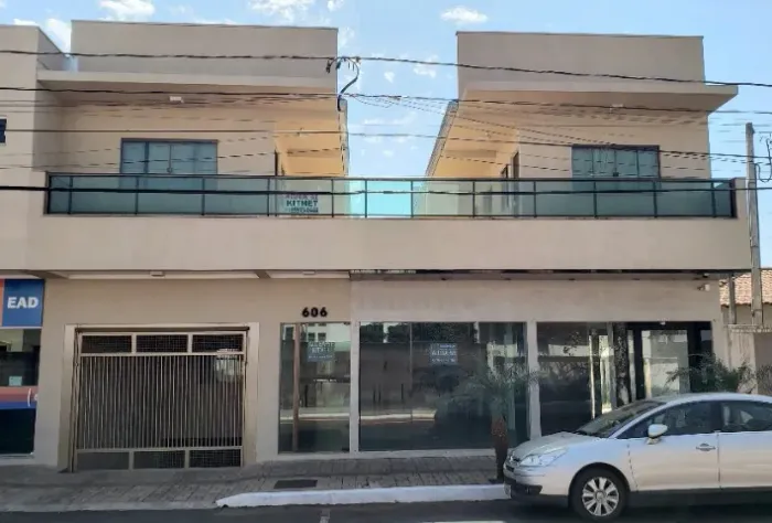 Alugo Kitnet mobiliada no centro próximo da Utfpr