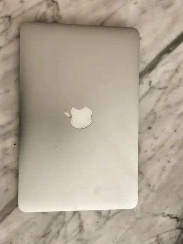 Macbook air 2012 