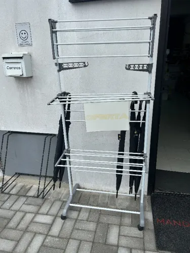 Varal de roupas 3 andares até 40kg com suporte para calçado