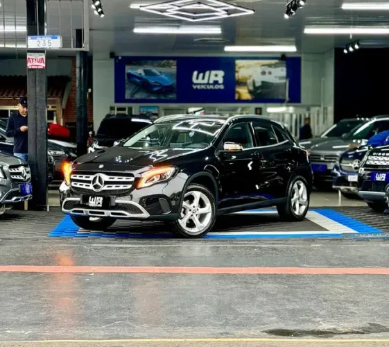 Mercedes-Benz GLA 200 Adv. 1.6/1.6 TB 16V Flex Aut. 2018