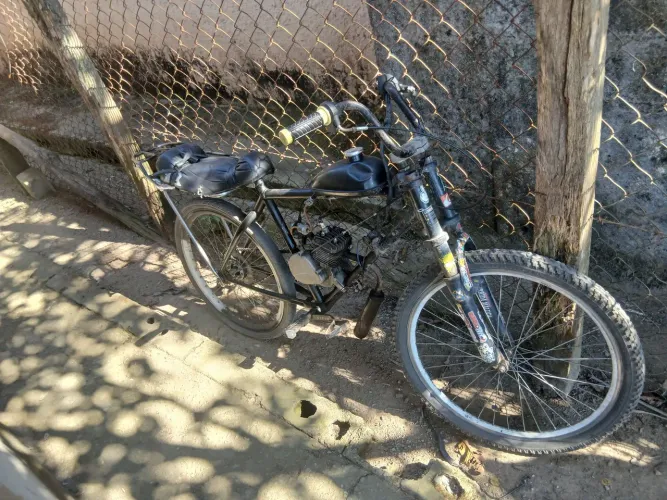 Vendo Motorizada, motor e peças
