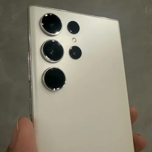 Samsung S22 Ultra Outlet 