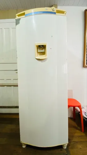 Geladeira Consul 380 Litros - Funcionando Perfeitamente