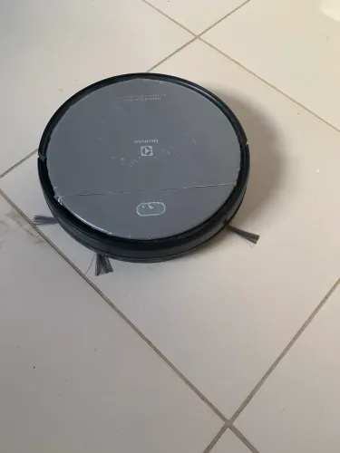 Robô aspirador residêncial