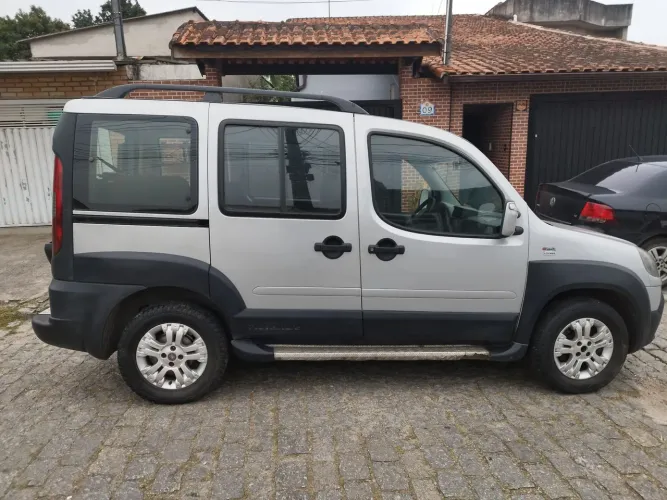 Fiat Doblo Adv/adv Tryon/locker 1.8 Flex 2011