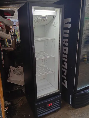 Freezer cervejeira slim, aceita cartão