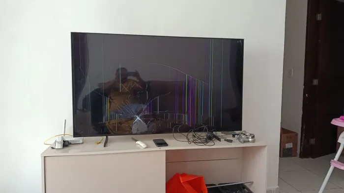 Tv Samsung 55 polegadas com tela quebrada
