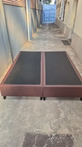 Box cama solteiro ou casal 1,96x0,8x0,36 cada, junto ou separado.