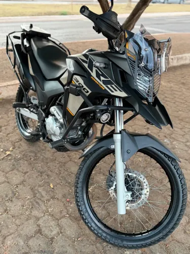 XRE 300 Adventure abs 2023 impecável 12 mil KM