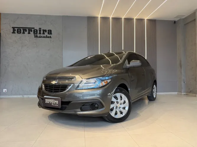 Chevrolet Onix Hatch LT 1.4 8V Flex Mec. 4P 2015
