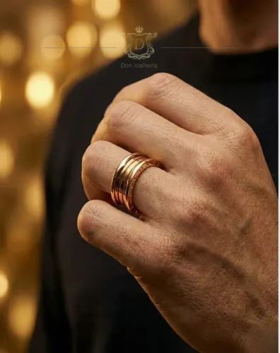 Anel Bvlgari em Ouro 18k 750