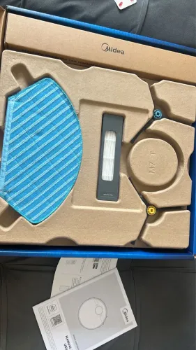 Vendo Robô aspirador MIDEA 