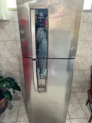 Geladeira semi nova Electrolux. Oportunidade única?
