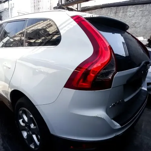 Peças Volvo Xc60 2011 Lanterna Farol Porta Cambio Motor Retrovisor Capo Bobina Parachoque