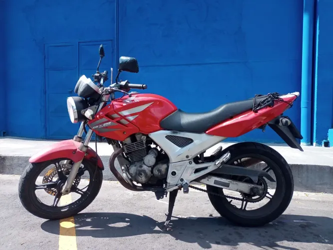 CBX Twister 250