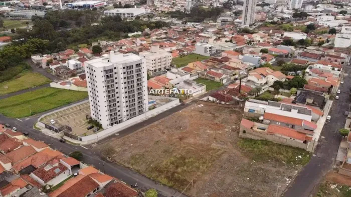 TERRENO Á VENDA PROLONGAMENTO SANTA RITA