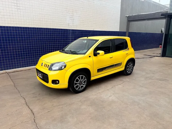 Fiat Uno Sporting 1.4 EVO Fire Flex 8V 4P 2014