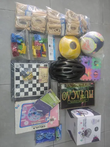 Material esportivo e jogos