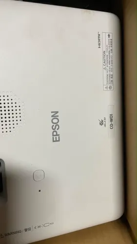 Projetor Epson praticamente sem uso