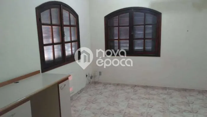 Jacarepaguá | Casa 3 quartos, sendo 1 suite