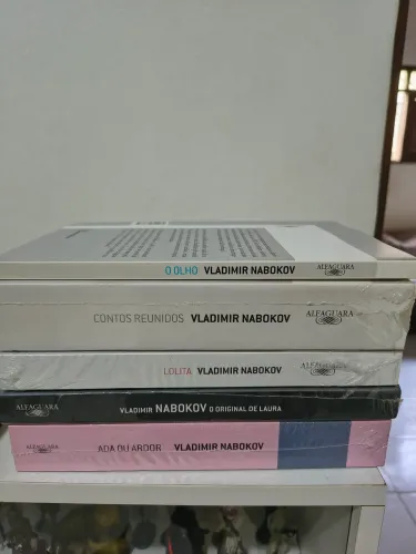 Coleção Vladmir Nobokov - 5 livros (4 ainda no plástico)
