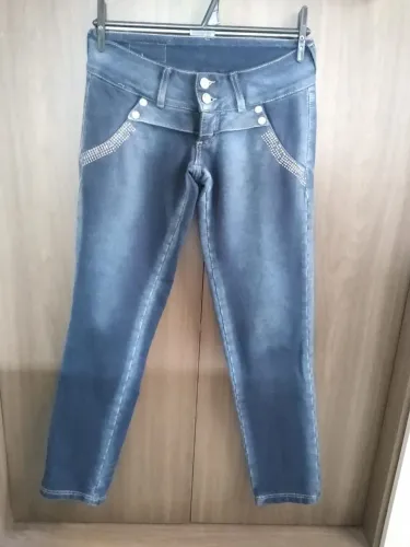 Calça jeans feminina 