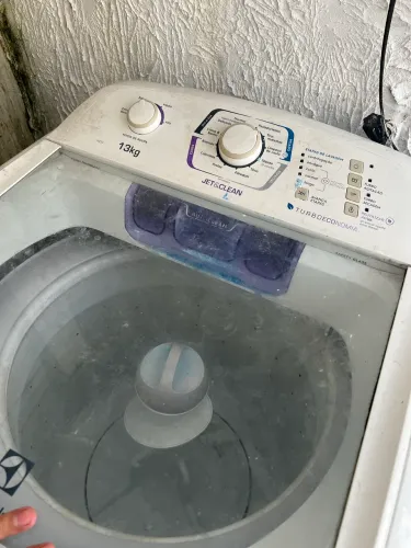 Máquina de lavar para retirada de peças 