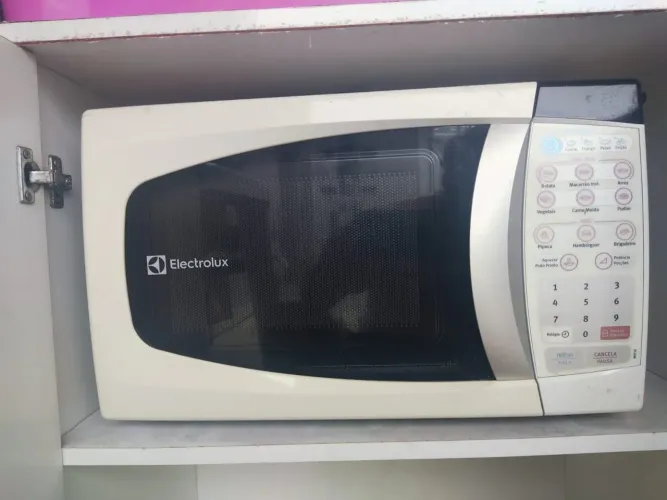 Microondas eletrolux *com defeito*