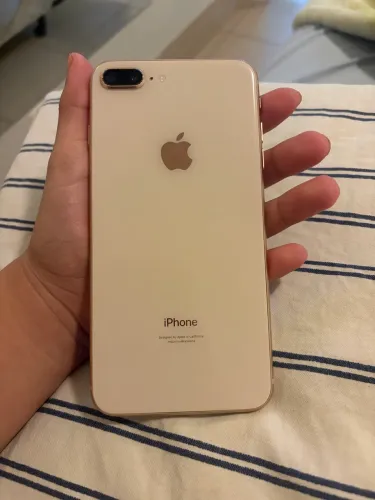Celular iPhone 8 Plus