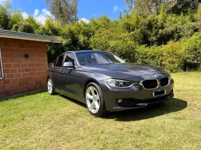 BMW 320I A Modern/sport TB 2.0/a.flex 16V 4P 2013