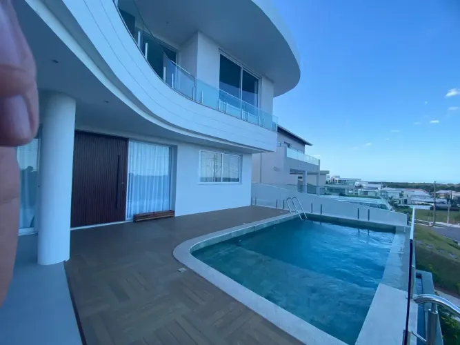 Casa luxuosa para venda tem 400 metros quadrados com 5 quartos em Santa Paula I - Vila Vel