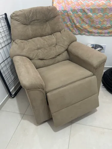 Poltrona reclinável