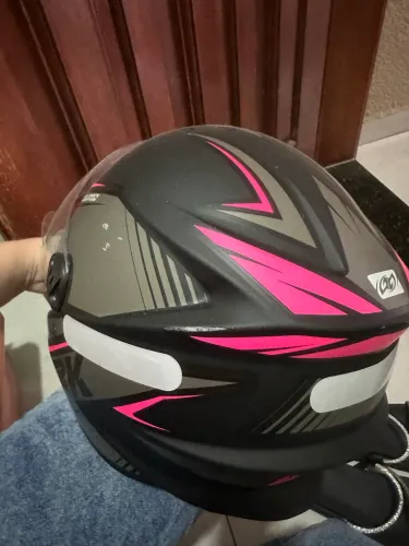 Capacete
